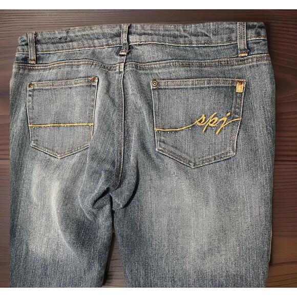 Y2K Southpole Jeans Women’s Size 11 Medium Wash Low Rise Denim SPJ Embroidered - Picture 7 of 12